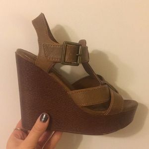 Steve Madden platforms size 6